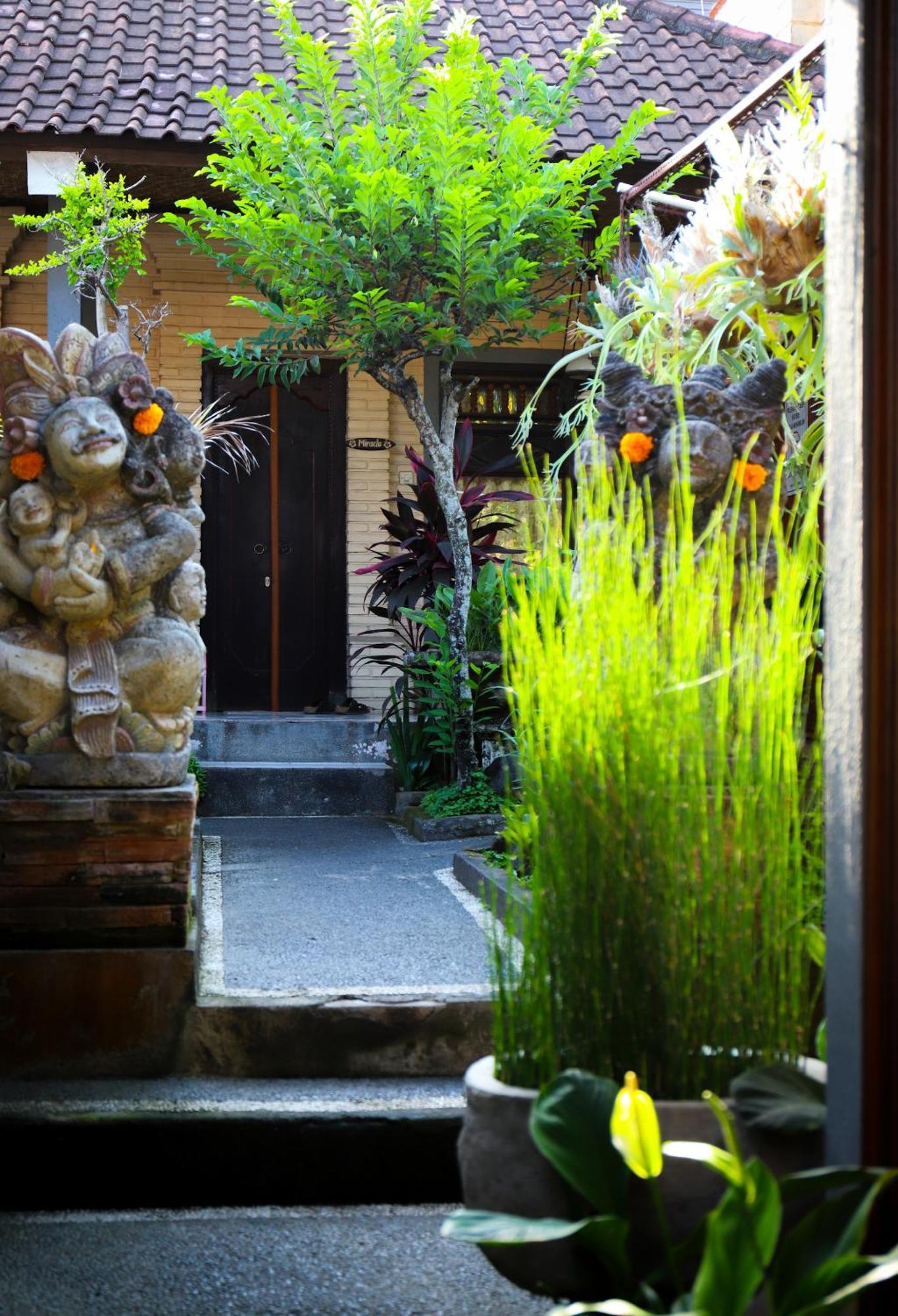 Hostel The Wayan House Ubud Zewnętrze zdjęcie